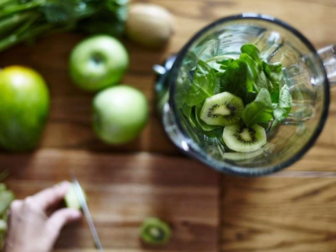 healthy detox drinks to keep yourself healthy during Diwali | दिवाळीत अरबटचरबट खाल्ल्यावर 'ही' डिटॉक्स ड्रिंक्स प्या, वजन अगदी झटपट कमी होईल healthy detox drinks to keep yourself healthy during Diwali | दिवाळीत अरबटचरबट खाल्ल्यावर 'ही' डिटॉक्स ड्रिंक्स प्या, वजन अगदी झटपट कमी होईल