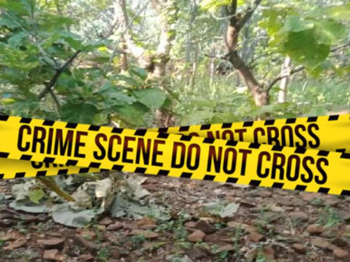 Suspicion drove him crazy; husband commit suicide after killing wife and children, revealed 15 days later | संशयाने तो वेडापिसा झाला; पत्नी,मुलाचा खून करून स्वतः गळफास घेतला, १५ दिवसानंतर आले उघडकीस Suspicion drove him crazy; husband commit suicide after killing wife and children, revealed 15 days later | संशयाने तो वेडापिसा झाला; पत्नी,मुलाचा खून करून स्वतः गळफास घेतला, १५ दिवसानंतर आले उघडकीस