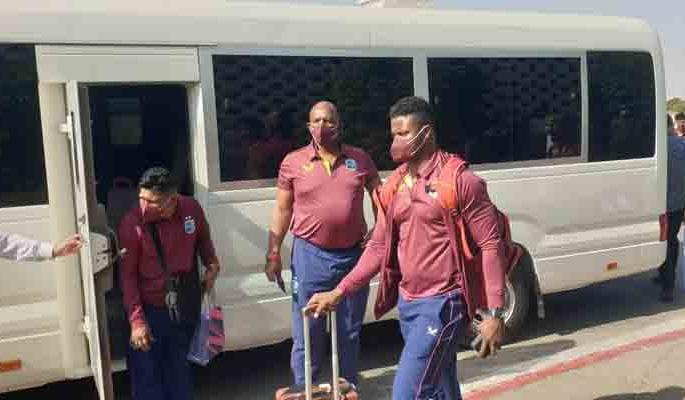 Coronavirus: Corona beats West Indies on Pakistan tour, three players positive | Coronavirus: पाकिस्तान दौऱ्यावर आलेल्या वेस्ट इंडिजच्या संघाला कोरोनाचा विळखा, हे तीन खेळाडू पॉझिटिव्ह