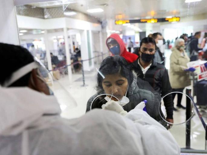 Coronavirus: Outbreak of Omycron from Delhi-Mumbai to UK, new information on vaccine raises concerns | Coronavirus: दिल्ली-मुंबईपासून ब्रिटनपर्यंत ओमायक्रॉनचा फैलाव, लसीबाबत समोर आलेल्या नव्या माहितीने वाढवली चिंता Coronavirus: Outbreak of Omycron from Delhi-Mumbai to UK, new information on vaccine raises concerns | Coronavirus: दिल्ली-मुंबईपासून ब्रिटनपर्यंत ओमायक्रॉनचा फैलाव, लसीबाबत समोर आलेल्या नव्या माहितीने वाढवली चिंता