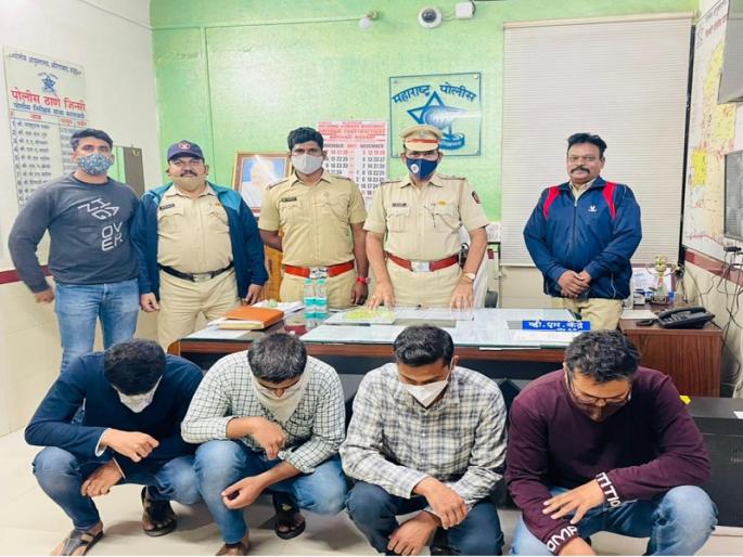 Shocking! Bogus vaccine certificate at Rs. 1000, racket run by a government doctor in Aurangabad | धक्कादायक ! हजार रुपयात बोगस लस प्रमाणपत्र; सरकारी डॉक्टरच चालवायचा रॅकेट Shocking! Bogus vaccine certificate at Rs. 1000, racket run by a government doctor in Aurangabad | धक्कादायक ! हजार रुपयात बोगस लस प्रमाणपत्र; सरकारी डॉक्टरच चालवायचा रॅकेट