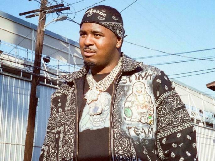 Sensation over the murder of famous rapper Darrell Caldwell; Attack during a live music concert | प्रसिद्ध रॅपर डॅरेल काल्डवेलच्या हत्येमुळे खळबळ; लाइव्ह म्युझिक कॉन्सर्टदरम्यान हल्ला Sensation over the murder of famous rapper Darrell Caldwell; Attack during a live music concert | प्रसिद्ध रॅपर डॅरेल काल्डवेलच्या हत्येमुळे खळबळ; लाइव्ह म्युझिक कॉन्सर्टदरम्यान हल्ला