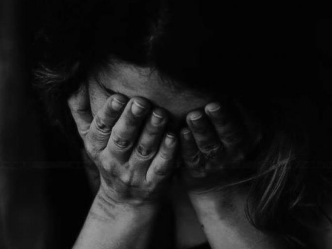 Heartbreaking! Under the pretext of giving a lift, he got into a truck, raped her and threw her body in the river | हृदयद्रावक! लिफ्ट देण्याच्या बहाण्याने ट्रकमध्ये बसवले, बलात्कार करून मृतदेह फेकला नदीत Heartbreaking! Under the pretext of giving a lift, he got into a truck, raped her and threw her body in the river | हृदयद्रावक! लिफ्ट देण्याच्या बहाण्याने ट्रकमध्ये बसवले, बलात्कार करून मृतदेह फेकला नदीत
