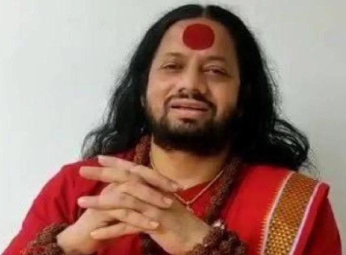 Big news: Kalicharan Maharaj arrested for making controversial statement about Mahatma Gandhi | मोठी बातमी: महात्मा गांधींबाबत अपशब्द वापरणारा कालीचरण महाराज अटकेत Big news: Kalicharan Maharaj arrested for making controversial statement about Mahatma Gandhi | मोठी बातमी: महात्मा गांधींबाबत अपशब्द वापरणारा कालीचरण महाराज अटकेत