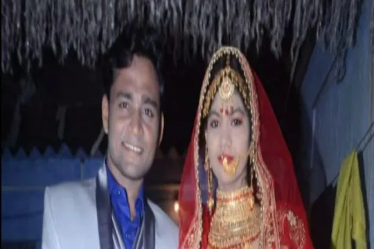 Crime News bokaro newly married lady killed for dowry just after one year of marriage | संतापजनक! 'हुंडा नको' म्हणत लग्न केलं अन् नंतर खरं रूप दाखवलं, पालकांना मिळाला लेकीचा मृतदेह Crime News bokaro newly married lady killed for dowry just after one year of marriage | संतापजनक! 'हुंडा नको' म्हणत लग्न केलं अन् नंतर खरं रूप दाखवलं, पालकांना मिळाला लेकीचा मृतदेह