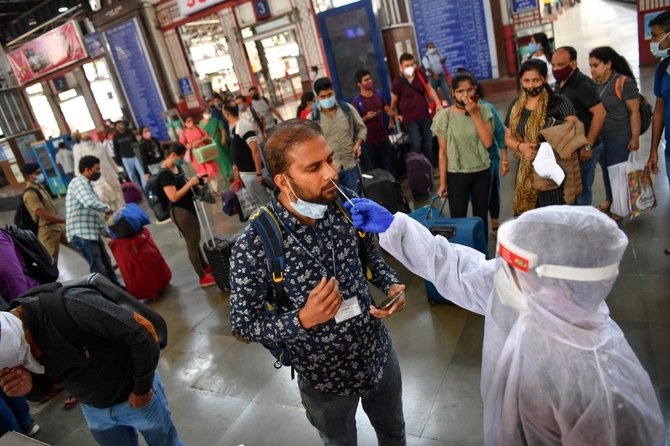 Coronavirus: For the second day in a row, the number of people recovering from coronavirus heart disease in Mumbai is higher | Coronavirus : दिलासादायक! सलग दुसऱ्या दिवशी मुंबईत कोरोनाबाधितांपेक्षा बरे होणाऱ्यांचे प्रमाण अधिक Coronavirus: For the second day in a row, the number of people recovering from coronavirus heart disease in Mumbai is higher | Coronavirus : दिलासादायक! सलग दुसऱ्या दिवशी मुंबईत कोरोनाबाधितांपेक्षा बरे होणाऱ्यांचे प्रमाण अधिक