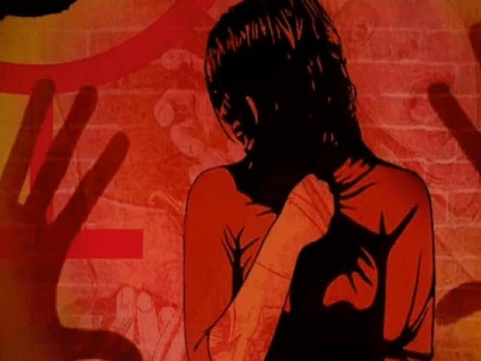 Revenge of blocked on mobile, pornographic photos made viral on social media | मोबाईलवर ब्लॉक केल्याचा घेतला बदला, अश्लील फोटो सोशल मीडियावर केले व्हायरल Revenge of blocked on mobile, pornographic photos made viral on social media | मोबाईलवर ब्लॉक केल्याचा घेतला बदला, अश्लील फोटो सोशल मीडियावर केले व्हायरल