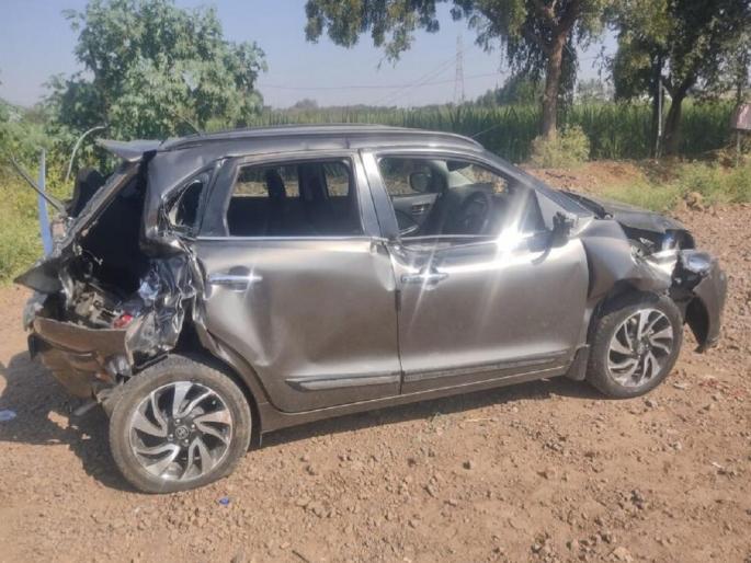 Son of a sugarcane worker killed in car crash | भरधाव कारच्या धडकेत ऊसतोड कामगाराच्या मुलाचा मृत्यू Son of a sugarcane worker killed in car crash | भरधाव कारच्या धडकेत ऊसतोड कामगाराच्या मुलाचा मृत्यू