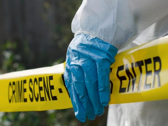 Half-naked body found in field, mystery of murder of married woman | अर्धनग्न अवस्थेत शेतात मृतदेह आढळला, जागरणासाठी निघालेल्या विवाहित महिलेच्या खुनाचे गूढ Half-naked body found in field, mystery of murder of married woman | अर्धनग्न अवस्थेत शेतात मृतदेह आढळला, जागरणासाठी निघालेल्या विवाहित महिलेच्या खुनाचे गूढ