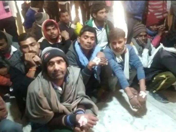Crime News lucknow workers were taken hostage by hospital were called with lure of money | बापरे! 100 मजुरांना आमिष दाखवून जाळ्यात ओढलं; आजार नसताना रुग्णालयात दाखल केलं अन्... Crime News lucknow workers were taken hostage by hospital were called with lure of money | बापरे! 100 मजुरांना आमिष दाखवून जाळ्यात ओढलं; आजार नसताना रुग्णालयात दाखल केलं अन्...