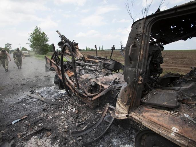 Russia Ukraine War: Ukraine's guerrilla warfare infuriates Russia, causing major damage by drone strikes, including tanks, vehicles, planes, helicopters | Russia Ukraine War: युक्रेनच्या गनिमी काव्याने रशिया बेजार, ड्रोन हल्ले करून केली मोठी हानी, टँक, वाहने, विमाने, हेलिकॉप्टर्ससह मोठी जीवितहानी Russia Ukraine War: Ukraine's guerrilla warfare infuriates Russia, causing major damage by drone strikes, including tanks, vehicles, planes, helicopters | Russia Ukraine War: युक्रेनच्या गनिमी काव्याने रशिया बेजार, ड्रोन हल्ले करून केली मोठी हानी, टँक, वाहने, विमाने, हेलिकॉप्टर्ससह मोठी जीवितहानी