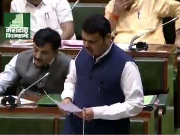 Conspiracy by the state government to implicate these BJP leaders, serious allegations of Devendra Fadnavis | भाजपाच्या या नेत्यांना अडकवण्यासाठी राज्य सरकारकडून षडयंत्र, देवेंद्र फडणवीसांचा गंभीर आरोप Conspiracy by the state government to implicate these BJP leaders, serious allegations of Devendra Fadnavis | भाजपाच्या या नेत्यांना अडकवण्यासाठी राज्य सरकारकडून षडयंत्र, देवेंद्र फडणवीसांचा गंभीर आरोप