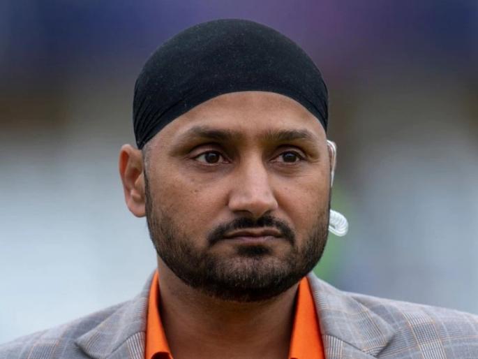 Punjab Politics: Will Harbhajan Singh enter the political arena? You will give a big post to Bhajji and give him important responsibilities | Punjab Politics : हरभजन सिंग राजकीय मैदानात उतरणार? आप भज्जीला मोठं पद देत महत्त्वाची जबाबदारी सोपवणार  Punjab Politics: Will Harbhajan Singh enter the political arena? You will give a big post to Bhajji and give him important responsibilities | Punjab Politics : हरभजन सिंग राजकीय मैदानात उतरणार? आप भज्जीला मोठं पद देत महत्त्वाची जबाबदारी सोपवणार
