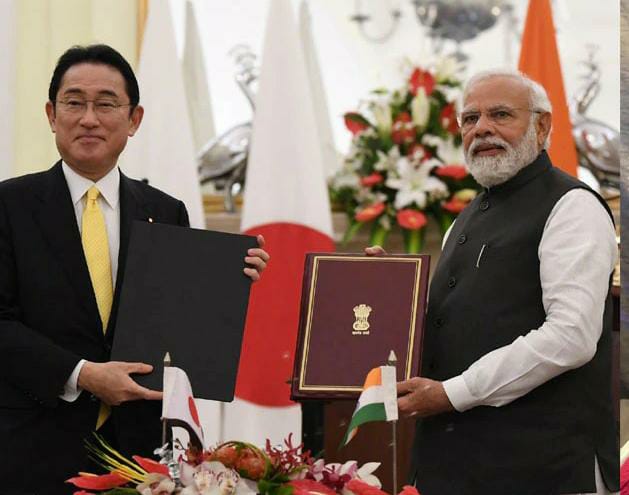PM Modi gifts Japanese counterpart Fumio Kishida a 'Krishna Pankhi' | नरेंद्र मोदींनी जपानचे पंतप्रधान किशिदा यांना भेट दिली 'कृष्ण पंखी'; जाणून घ्या खासियत PM Modi gifts Japanese counterpart Fumio Kishida a 'Krishna Pankhi' | नरेंद्र मोदींनी जपानचे पंतप्रधान किशिदा यांना भेट दिली 'कृष्ण पंखी'; जाणून घ्या खासियत