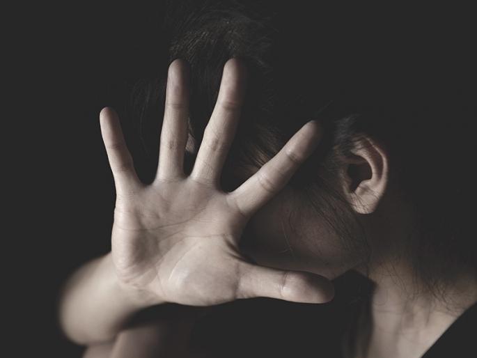 Four Delhi swimmers arrested for gang-raping nurse in Bangalore | बंगळुरूमध्ये नर्सवर सामूहिक बलात्कार केल्याप्रकरणी दिल्लीतील चार जलतरणपटूंना अटक Four Delhi swimmers arrested for gang-raping nurse in Bangalore | बंगळुरूमध्ये नर्सवर सामूहिक बलात्कार केल्याप्रकरणी दिल्लीतील चार जलतरणपटूंना अटक