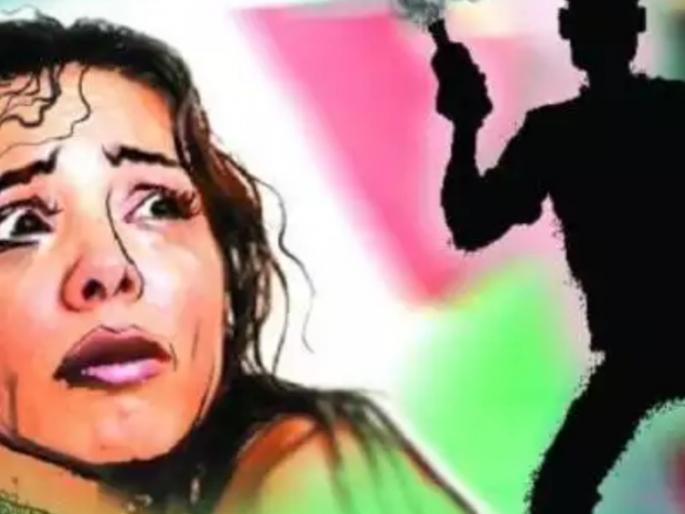 9th standard student burnt by throwing acid, body thrown in pond | ९वीच्या विद्यार्थिनीला अॅसिड टाकून जाळले, मृतदेह तलावात दिला फेकून 9th standard student burnt by throwing acid, body thrown in pond | ९वीच्या विद्यार्थिनीला अॅसिड टाकून जाळले, मृतदेह तलावात दिला फेकून