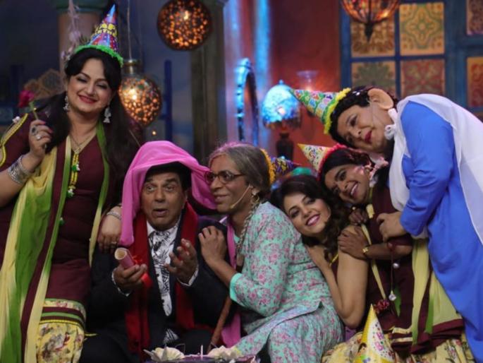 This Comedian From ‘The Kapil Sharma Show’ Quit Acting And Started Selling Tea Along The Way! VIDEO Viral | The Kapil Sharmaमधून स्टार झालेल्या या कलाकारावर आज आलीय रस्त्यावर चहा विकण्याची वेळ, व्हिडीओ होतोय व्हायरल This Comedian From ‘The Kapil Sharma Show’ Quit Acting And Started Selling Tea Along The Way! VIDEO Viral | The Kapil Sharmaमधून स्टार झालेल्या या कलाकारावर आज आलीय रस्त्यावर चहा विकण्याची वेळ, व्हिडीओ होतोय व्हायरल
