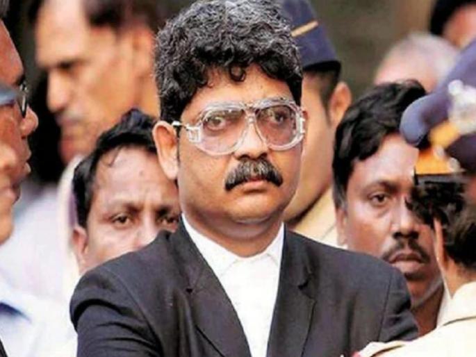 Difficulties increased on Gunaratna Sadavarte; A case was also registered in Solapur | गुणरत्न सदावर्ते यांच्यावरील अडचणी वाढल्या; सोलापुरात देखील गुन्हा दाखल Difficulties increased on Gunaratna Sadavarte; A case was also registered in Solapur | गुणरत्न सदावर्ते यांच्यावरील अडचणी वाढल्या; सोलापुरात देखील गुन्हा दाखल