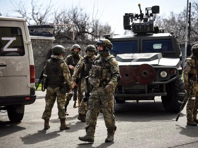 Russia Ukraine War: After 55 days of fierce fighting, Russia won the first city in Ukraine, but ... | Russia Ukraine War: तब्बल ५५ दिवसांच्या भीषण लढाईनंतर रशियानं जिंकलं युक्रेनमधील पहिलं शहर, या शहरावर केला कब्जा Russia Ukraine War: After 55 days of fierce fighting, Russia won the first city in Ukraine, but ... | Russia Ukraine War: तब्बल ५५ दिवसांच्या भीषण लढाईनंतर रशियानं जिंकलं युक्रेनमधील पहिलं शहर, या शहरावर केला कब्जा