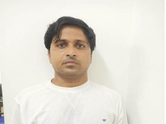 Threats to builders, relatives demanding Rs 1 crore ransom | बांधकाम व्यावसायिकांना धमकी, १ कोटींची खंडणी मागणारा निघाला नातेवाईक Threats to builders, relatives demanding Rs 1 crore ransom | बांधकाम व्यावसायिकांना धमकी, १ कोटींची खंडणी मागणारा निघाला नातेवाईक