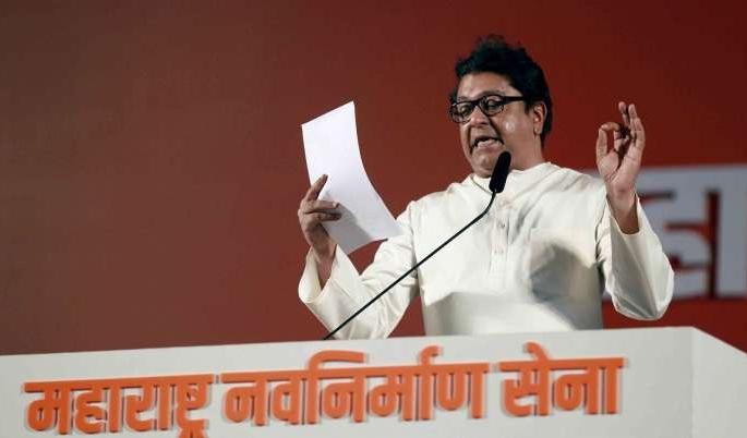 Police took objection to some provocative statements of Raj Thackeray | Raj Thackeray :शेवटची साडेचार मिनिटं भोवणार?, राज ठाकरेंच्या सभेतील 'या' वक्तव्यांवर पोलिसांनी घेतला आक्षेप