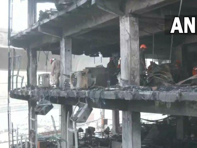 new delhi city ncr villagers helped evacuate hundred people in delhi mundka fire | Delhi Mundka Fire : मृत्यूचं तांडव! WhatsApp वरील 'त्या' एका मेसेजमुळे वाचला तब्बल 100 जणांचा जीव; नेमकं काय घडलं? new delhi city ncr villagers helped evacuate hundred people in delhi mundka fire | Delhi Mundka Fire : मृत्यूचं तांडव! WhatsApp वरील 'त्या' एका मेसेजमुळे वाचला तब्बल 100 जणांचा जीव; नेमकं काय घडलं?