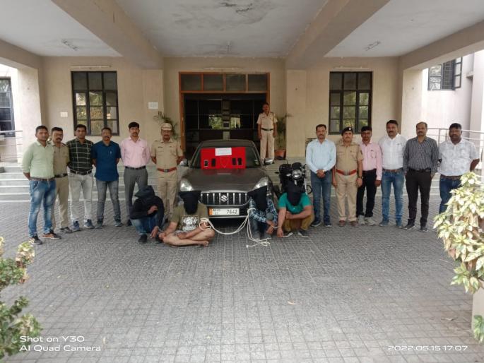 Wardha police expose notorious Iranian gang in the country | जे कुणाला जमले नाही ते वर्धा पोलिसांनी करुन दाखविले, देशात कुप्रसिद्ध असलेल्या ईराणी गॅंगचा पर्दाफाश Wardha police expose notorious Iranian gang in the country | जे कुणाला जमले नाही ते वर्धा पोलिसांनी करुन दाखविले, देशात कुप्रसिद्ध असलेल्या ईराणी गॅंगचा पर्दाफाश