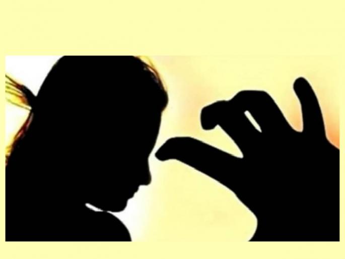 Doctor molested nurse at hospital, accused physiotherapist arrested | हॉस्पिटलमध्ये डॉक्टरने नर्सचा केला विनयभंग, आरोपी फिजिओथेरपिस्टला अटक Doctor molested nurse at hospital, accused physiotherapist arrested | हॉस्पिटलमध्ये डॉक्टरने नर्सचा केला विनयभंग, आरोपी फिजिओथेरपिस्टला अटक