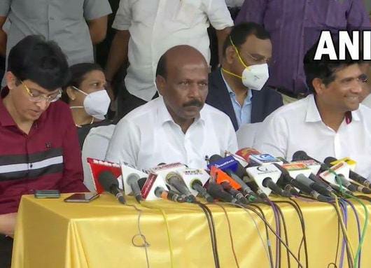 health minister ma subramanian tamil nadu claim students of north india are spreading corona in state | CoronaVirus News : "उत्तर भारतीय विद्यार्थी राज्यात कोरोना पसरवताहेत"; तामिळनाडूच्या आरोग्यमंत्र्यांचा गंभीर आरोप