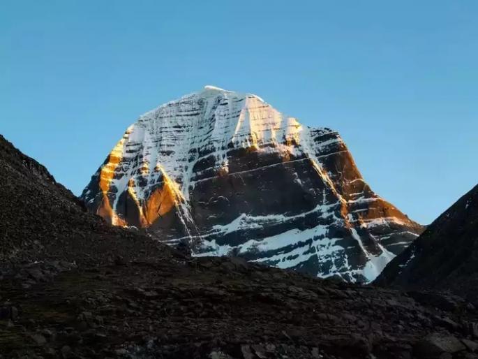 lucknow woman says i am parvati will marry to lord shiva living on indo china border for kailash mansarovar | अरे देवा! पार्वतीचा अवतार असल्याचा महिलेचा दावा; महादेवाशी लग्न करण्यासाठी अडून बसली अन्...