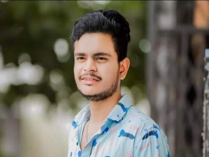 Coming home, telling on the phone he never came; Body found in the morning, pistol found nearby | घराकडे येतोय, फोनवर सांगून तो आलाच नाही; सकाळी सापडला मृतदेह, जवळ आढळले पिस्तुल Coming home, telling on the phone he never came; Body found in the morning, pistol found nearby | घराकडे येतोय, फोनवर सांगून तो आलाच नाही; सकाळी सापडला मृतदेह, जवळ आढळले पिस्तुल