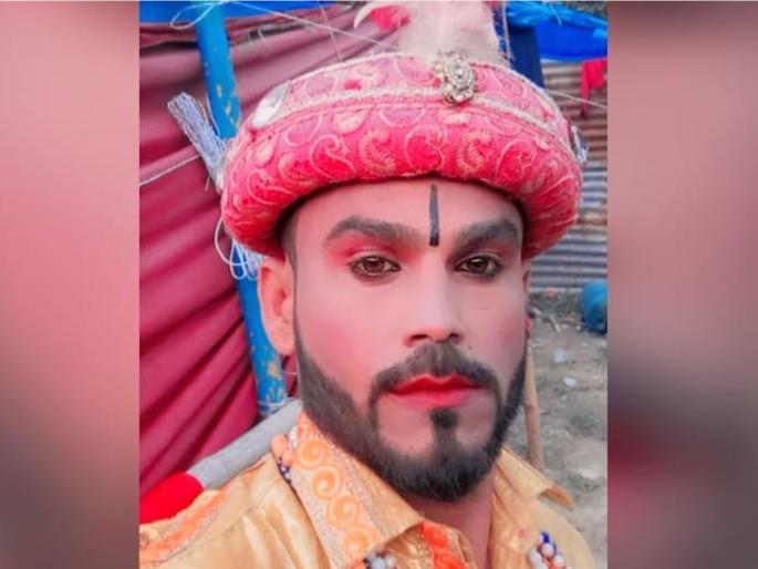 The magician had become a fugitive accused of rape, the police attend his show and arrested him | बलात्काराचा फरार आरोपी बनला होता जादूगार, पोलिसांनी त्याचा शो पाहून आवळल्या मुसक्या The magician had become a fugitive accused of rape, the police attend his show and arrested him | बलात्काराचा फरार आरोपी बनला होता जादूगार, पोलिसांनी त्याचा शो पाहून आवळल्या मुसक्या