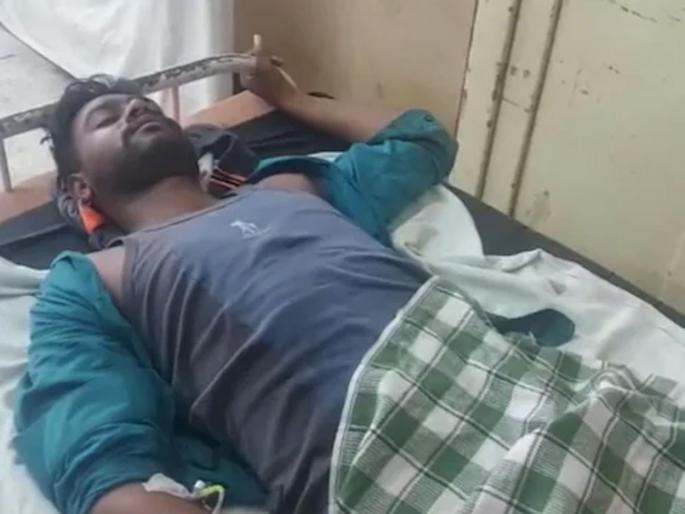 Indore husband attacked 23 years old wife boyfriend police registered fir shocking crime | विवाहित महिलेचा तरुणावर जडला जीव, पतीने प्रियकराची केली अशी हालत Indore husband attacked 23 years old wife boyfriend police registered fir shocking crime | विवाहित महिलेचा तरुणावर जडला जीव, पतीने प्रियकराची केली अशी हालत