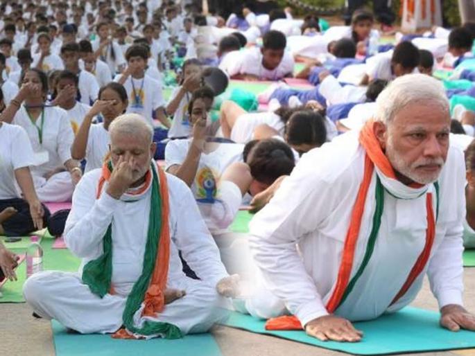 International Yoga Day 2022 75 minister will perform yoga at 75 different places new events on yoga day | International Yoga Day 2022 : मोदी सरकारचे 75 मंत्री देशातील 75 ऐतिहासिक, सांस्कृतिक स्थळी करणार योगा; 'ही' आहे यंदाची थीम International Yoga Day 2022 75 minister will perform yoga at 75 different places new events on yoga day | International Yoga Day 2022 : मोदी सरकारचे 75 मंत्री देशातील 75 ऐतिहासिक, सांस्कृतिक स्थळी करणार योगा; 'ही' आहे यंदाची थीम