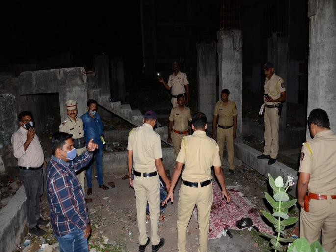 Quarrel between three drunkards; Murder of one; The second is in critical condition, the third is under arrest | तीन दारुड्यांमध्ये भांडण; एकाचा खून, दुसरा अत्यवस्थ, तिसरा अटकेत Quarrel between three drunkards; Murder of one; The second is in critical condition, the third is under arrest | तीन दारुड्यांमध्ये भांडण; एकाचा खून, दुसरा अत्यवस्थ, तिसरा अटकेत