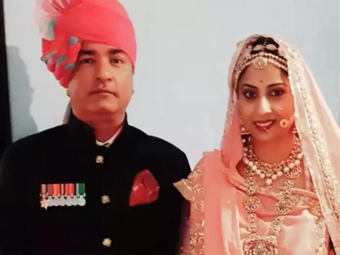 Sangeeta Ghosh, a seven-month-old girl, had kept the news of her pregnancy hidden | सात महिन्याच्या मुलीची आहे संगीता घोष, लपवून ठेवली होती गरोदर असल्याची बातमी Sangeeta Ghosh, a seven-month-old girl, had kept the news of her pregnancy hidden | सात महिन्याच्या मुलीची आहे संगीता घोष, लपवून ठेवली होती गरोदर असल्याची बातमी