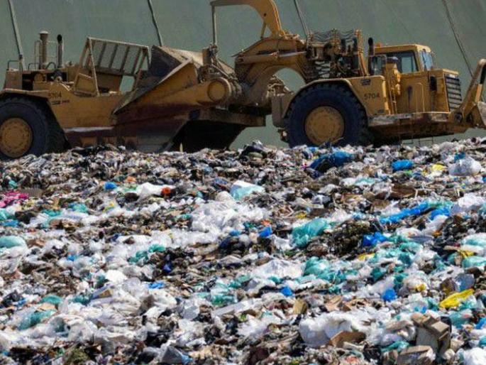 Bitcoin In Garbage james howells threw 2000 crore rupees bitcoin hard drive in garbage | अरेरे! 'त्याने' कचऱ्यात फेकला तब्बल 2000 कोटींचा 'खजिना' अन् आता...; नेमकं काय घडलं? Bitcoin In Garbage james howells threw 2000 crore rupees bitcoin hard drive in garbage | अरेरे! 'त्याने' कचऱ्यात फेकला तब्बल 2000 कोटींचा 'खजिना' अन् आता...; नेमकं काय घडलं?