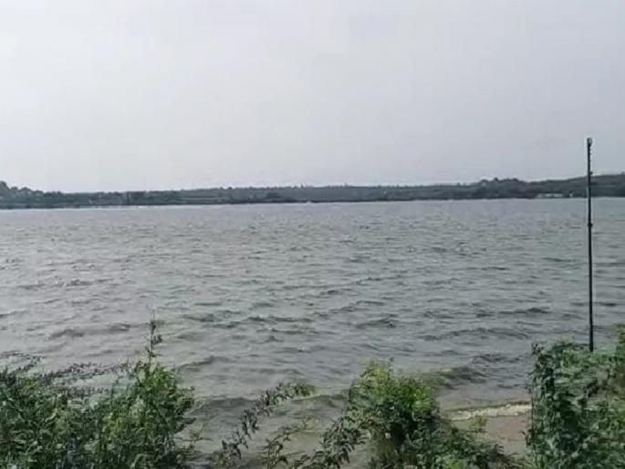 In Nanded Five devotees drowned in Jagtung lake while saving each other | भाविकांवर काळाचा घाला; एकमेकांना वाचविताना पाच जणांचा जगतुंग तलावात बुडून मृत्यू In Nanded Five devotees drowned in Jagtung lake while saving each other | भाविकांवर काळाचा घाला; एकमेकांना वाचविताना पाच जणांचा जगतुंग तलावात बुडून मृत्यू