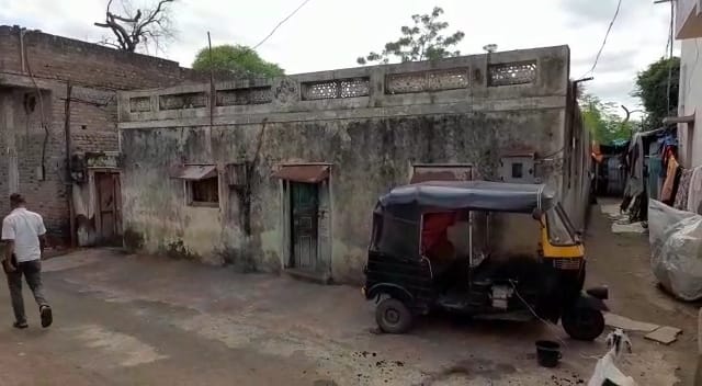 Excitement in Khamgaon due to the confession of suspected terrorist Junaid! | संशयित दहशतवादी जुनेदच्या कबुली जबाबामुळे खामगावात खळबळ!  