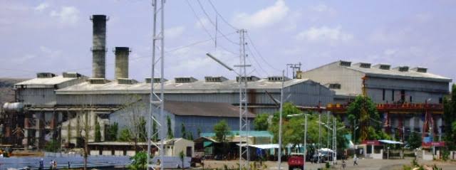 Income tax department raid in Vasaka head office! | वसाका मुख्य कार्यालयात प्राप्तीकर विभागाच्या धाडी!