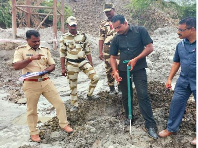 Attempted 'Gelatin Blast' in Ash Lake near Parali Power station; Another accused arrested from Parli | राख तळ्यात 'जिलेटीन ब्लास्ट'चा प्रयत्न; परळीतून आणखी एक आरोपी अटकेत Attempted 'Gelatin Blast' in Ash Lake near Parali Power station; Another accused arrested from Parli | राख तळ्यात 'जिलेटीन ब्लास्ट'चा प्रयत्न; परळीतून आणखी एक आरोपी अटकेत