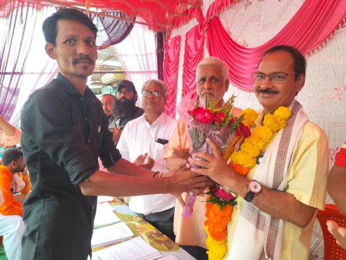 Gratitude to the doctor in memory of the child; Free facility of providing certificate to disabled persons | मुलाच्या स्मृती प्रित्यर्थ डॉक्टरांविषयी कृतज्ञता; अपंगांना प्रमाणपत्र पुरविण्याची मोफत सुविधा Gratitude to the doctor in memory of the child; Free facility of providing certificate to disabled persons | मुलाच्या स्मृती प्रित्यर्थ डॉक्टरांविषयी कृतज्ञता; अपंगांना प्रमाणपत्र पुरविण्याची मोफत सुविधा