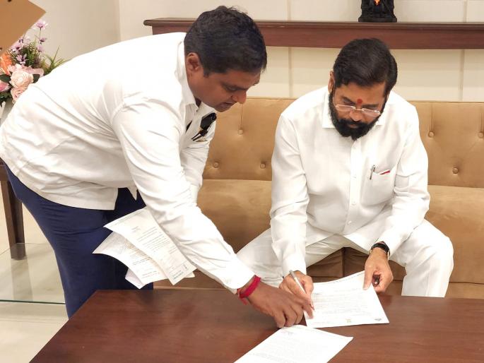 Sindhu Sanskriti Bhavan and parking lot in Ulhasnagar; MLA Kinikar demand to the Chief Minister | उल्हासनगरात सिंधु संस्कृती भवन व वाहनतळ; आमदार किणीकर यांचे मुख्यमंत्र्याकडे साकडे Sindhu Sanskriti Bhavan and parking lot in Ulhasnagar; MLA Kinikar demand to the Chief Minister | उल्हासनगरात सिंधु संस्कृती भवन व वाहनतळ; आमदार किणीकर यांचे मुख्यमंत्र्याकडे साकडे