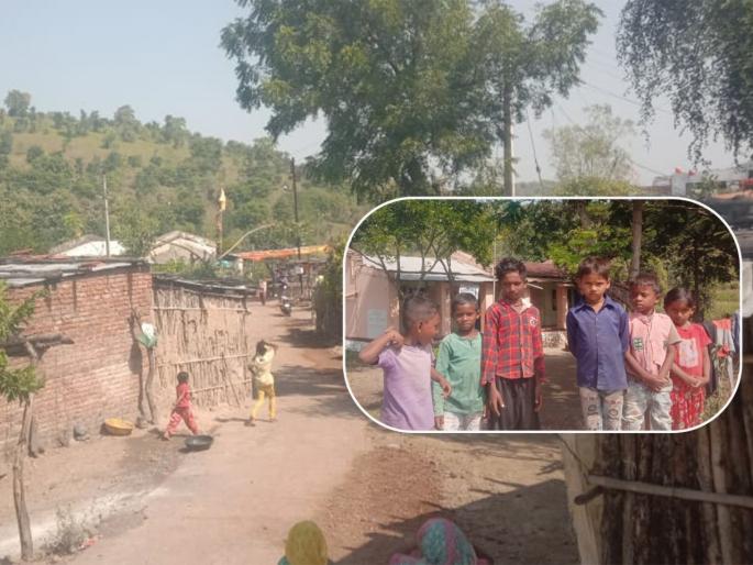 the question of education in Uganda pod village located in the valley; Where should the students go? | खाईत दडलेल्या उकंडा पोडमध्ये शिक्षणाचा डोंगराएवढा प्रश्न; १६ विद्यार्थ्यांनी जायचे कुठे? the question of education in Uganda pod village located in the valley; Where should the students go? | खाईत दडलेल्या उकंडा पोडमध्ये शिक्षणाचा डोंगराएवढा प्रश्न; १६ विद्यार्थ्यांनी जायचे कुठे?