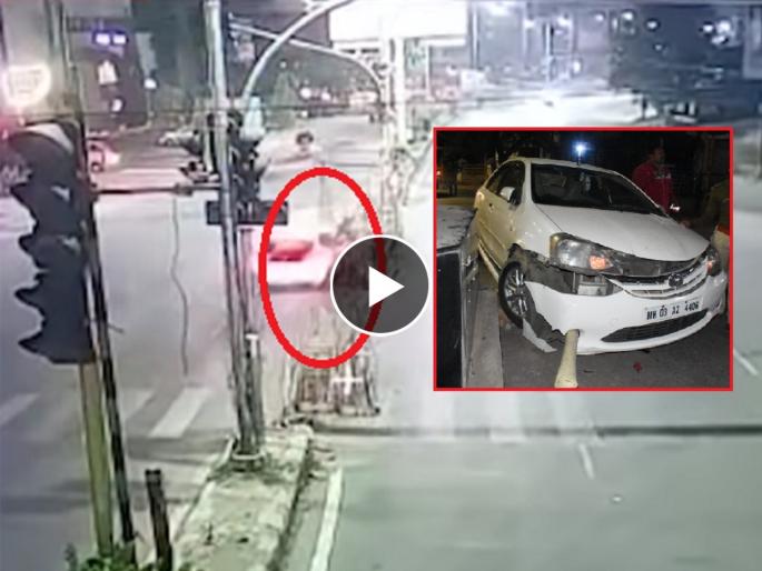 'Rash driving' on the rise in Aurangabad; For the second day in a row, a speeding car crashed into a traffic island | औरंगाबादेत ‘रॅश ड्रायव्हिंग’वाढले; सलग दुसऱ्या दिवशी भरधाव कार वाहतूक बेटाला धडकली 'Rash driving' on the rise in Aurangabad; For the second day in a row, a speeding car crashed into a traffic island | औरंगाबादेत ‘रॅश ड्रायव्हिंग’वाढले; सलग दुसऱ्या दिवशी भरधाव कार वाहतूक बेटाला धडकली
