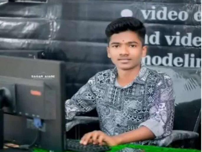 The student ended his life by hanging himself in addiction to PUBG games | पब्जी गेमचे अतिवेसन नडले; विद्यार्थ्याने गळफास घेऊन जीवन संपविले The student ended his life by hanging himself in addiction to PUBG games | पब्जी गेमचे अतिवेसन नडले; विद्यार्थ्याने गळफास घेऊन जीवन संपविले