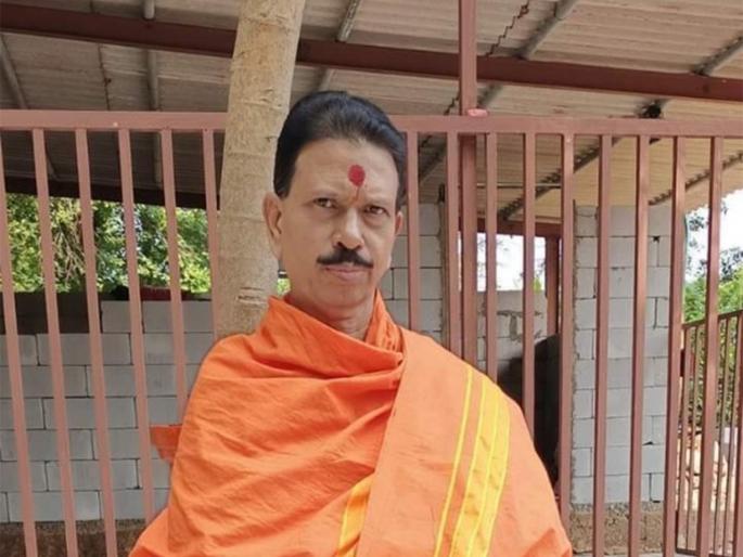 Accidental death of Navnitananda Maharaj caused damage in the spiritual field | नवनितानंद महाराजांच्या अपघाती निधनाने अध्यात्मिक क्षेत्रात हानी Accidental death of Navnitananda Maharaj caused damage in the spiritual field | नवनितानंद महाराजांच्या अपघाती निधनाने अध्यात्मिक क्षेत्रात हानी