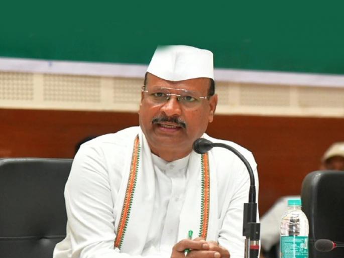 Maharashtra Winter Session He accused Agriculture Minister Abdul Sattar of giving the Gairan land to a private person | Maharashtra Winter Session: विधिमंडळात गोंधळ अन् अधिवेशनातून मंत्री अब्दुल सत्तार नॉट रिचेबल; विरोधक आक्रमक Maharashtra Winter Session He accused Agriculture Minister Abdul Sattar of giving the Gairan land to a private person | Maharashtra Winter Session: विधिमंडळात गोंधळ अन् अधिवेशनातून मंत्री अब्दुल सत्तार नॉट रिचेबल; विरोधक आक्रमक