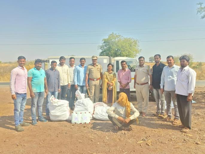 major action; 65 kg ganja seized from explosives jeep in Ashti | मोठी कारवाई; आष्टीत स्फोटकांच्या जीपमधून ६५ किलो गांजा जप्त major action; 65 kg ganja seized from explosives jeep in Ashti | मोठी कारवाई; आष्टीत स्फोटकांच्या जीपमधून ६५ किलो गांजा जप्त