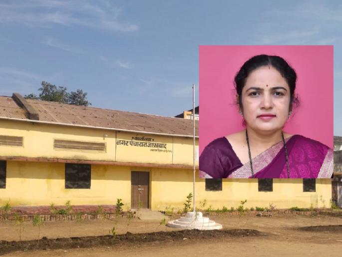 14 corporators of Jaffrabad Nagar Panchayat on tour; Preparation of motion of no confidence against mayor | वर्षभरातच जाफराबाद नगराध्यक्षांविरोधात अविश्वास ठरावाची तयारी; १४ नगरसेवक सहलीवर 14 corporators of Jaffrabad Nagar Panchayat on tour; Preparation of motion of no confidence against mayor | वर्षभरातच जाफराबाद नगराध्यक्षांविरोधात अविश्वास ठरावाची तयारी; १४ नगरसेवक सहलीवर